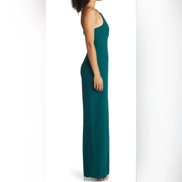 NWOT BLACK HALO Joaquin Wide Leg Jumpsuit In Green. Size 6